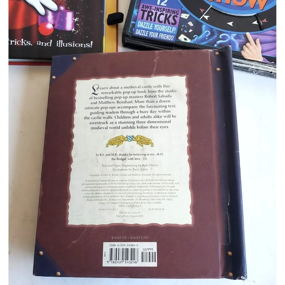Pop-Up Castle Medieval Days & Knights Sabuda & Reinhart Olmon Magic Book Lot 3